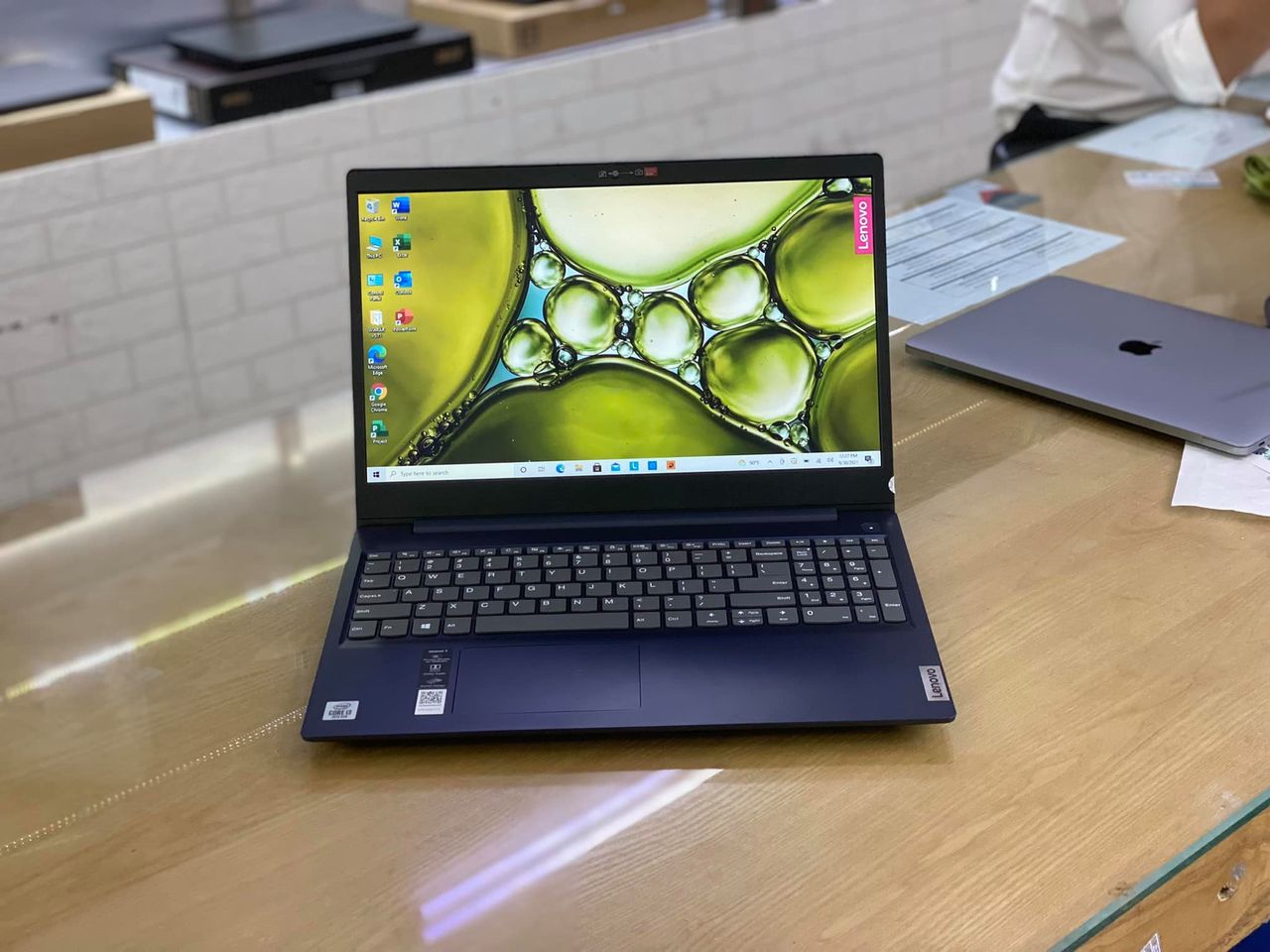 Laptop Lenovo ideapad 3 15iml05.jpeg